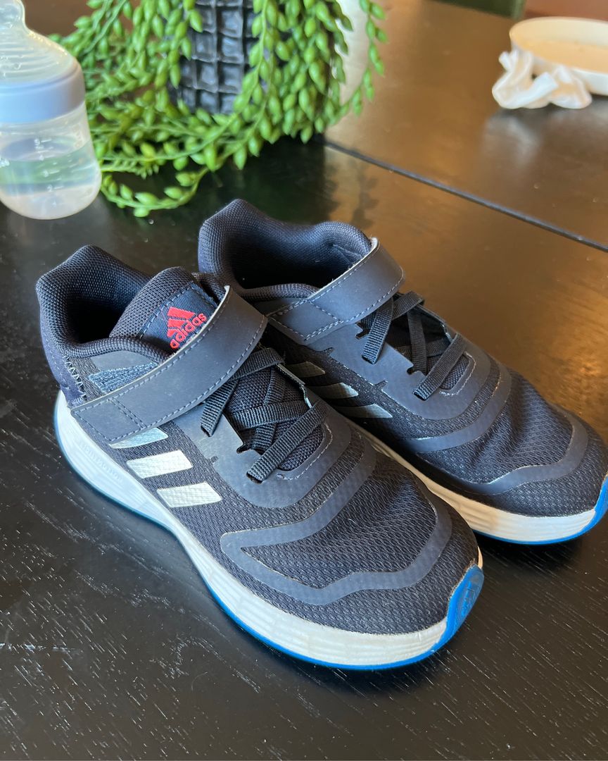 Adidas joggesko