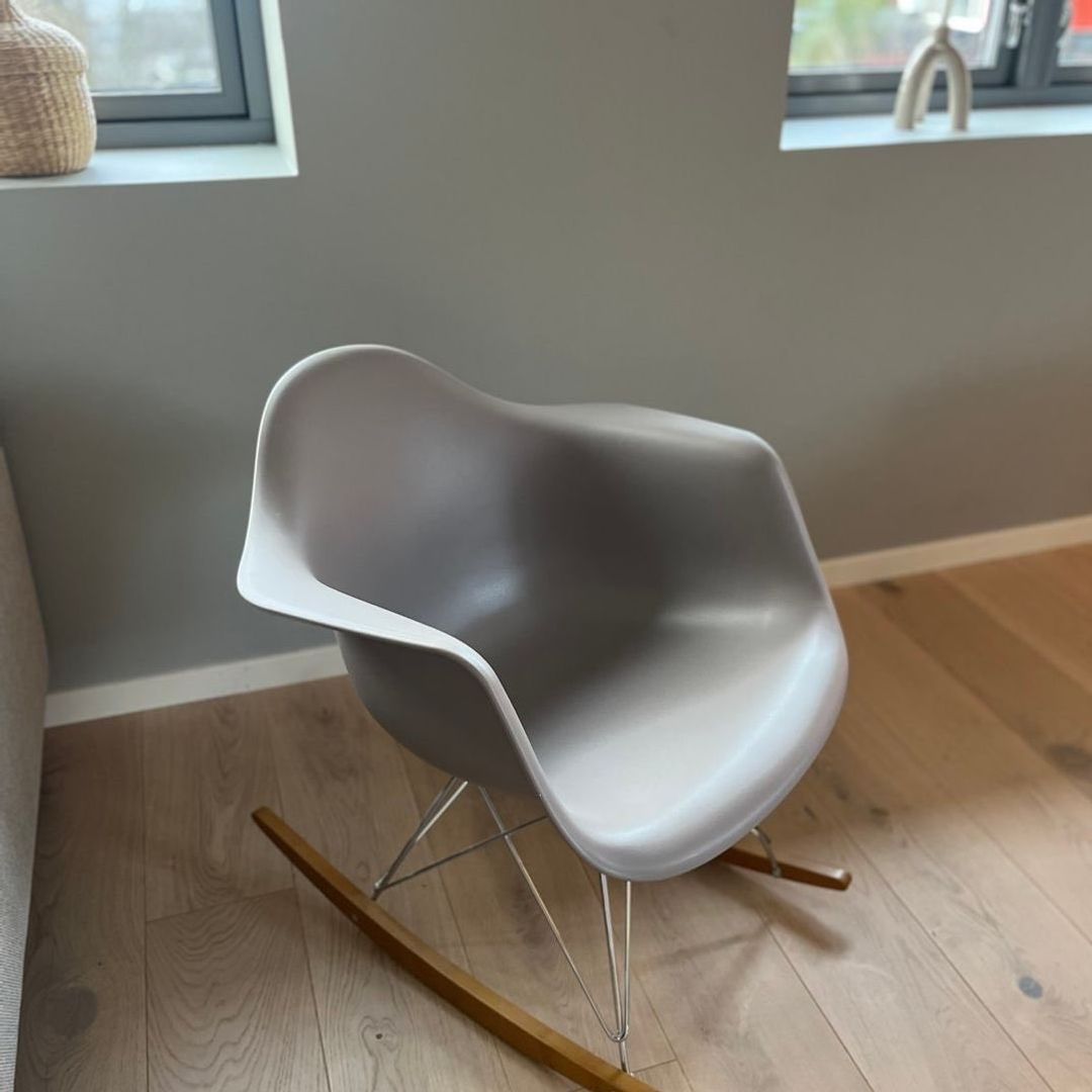 Vitra Eames RAR