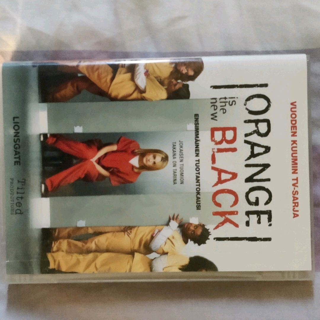 OITNB kausi 1 DVD