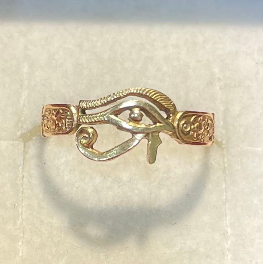 Antique gold ring