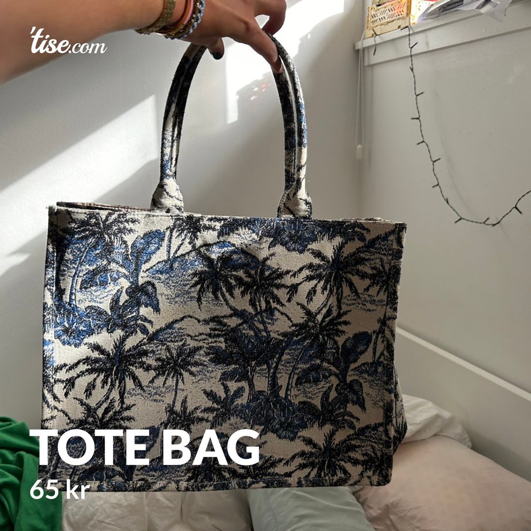 Tote bag