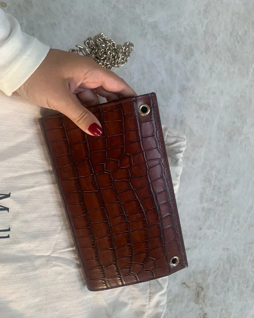 Mulberry clutch