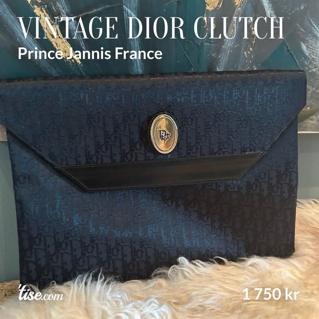 Vintage Dior clutch