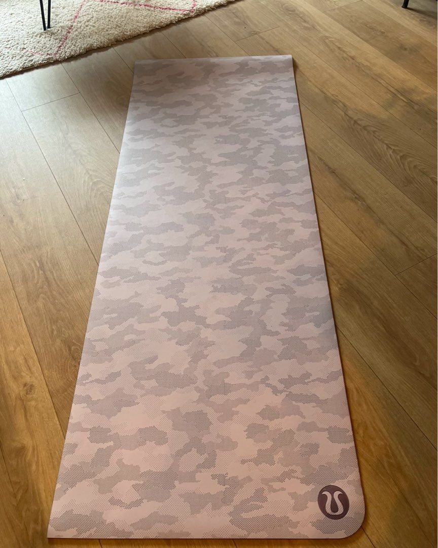 Lululemon matte 5 mm