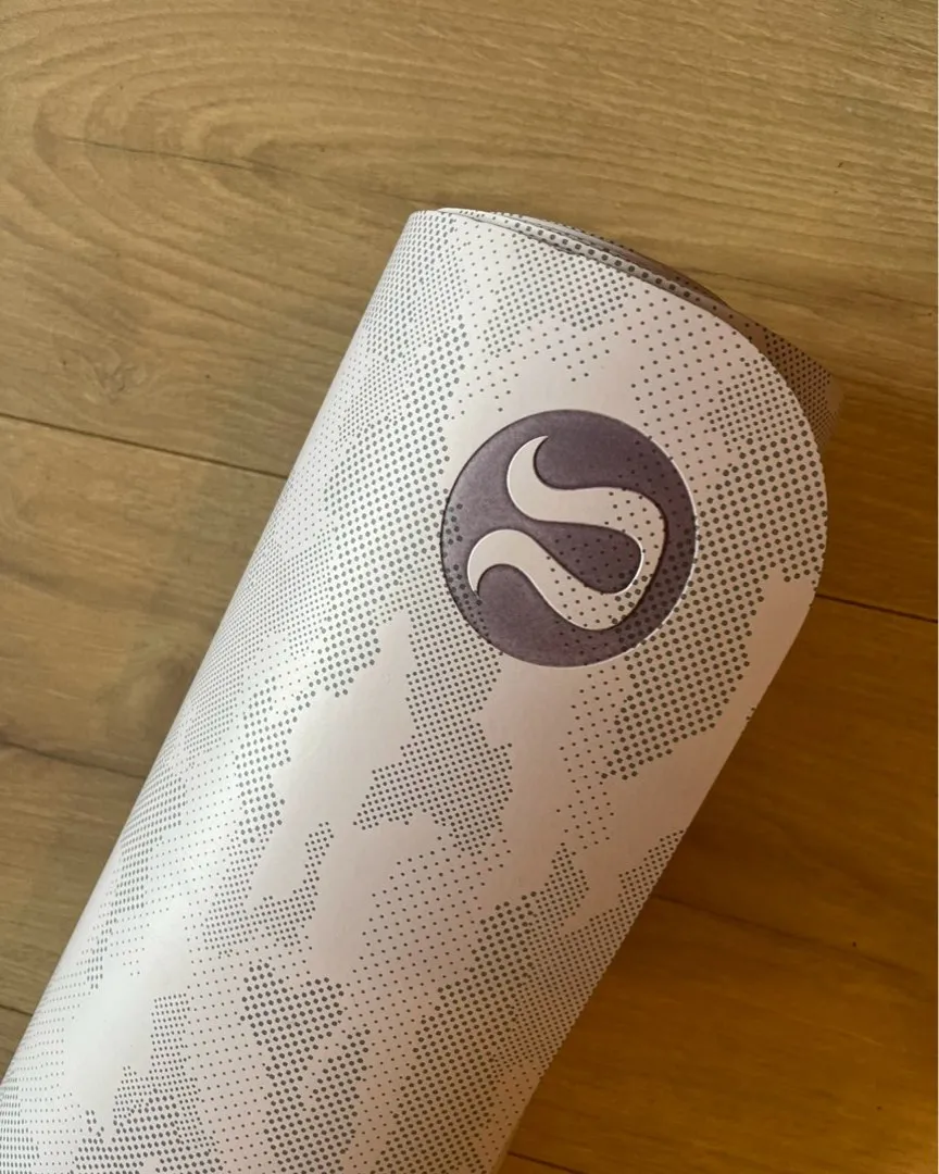 Lululemon matte 5 mm