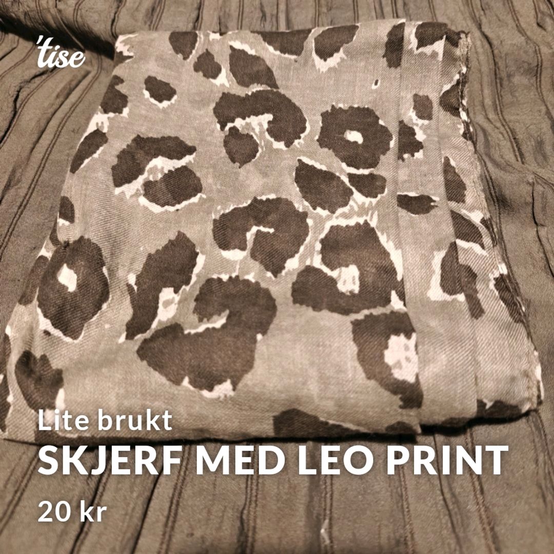 Skjerf Med Leo Print