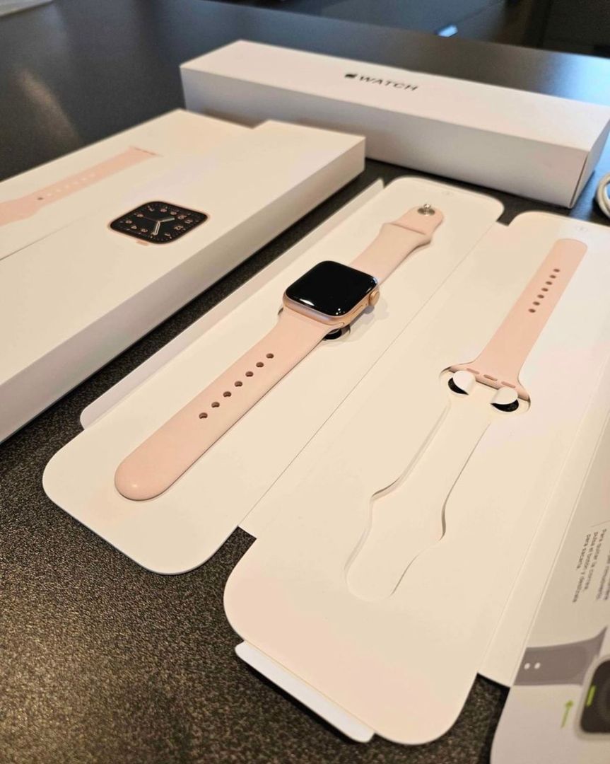 Apple iwatch SE 44mm