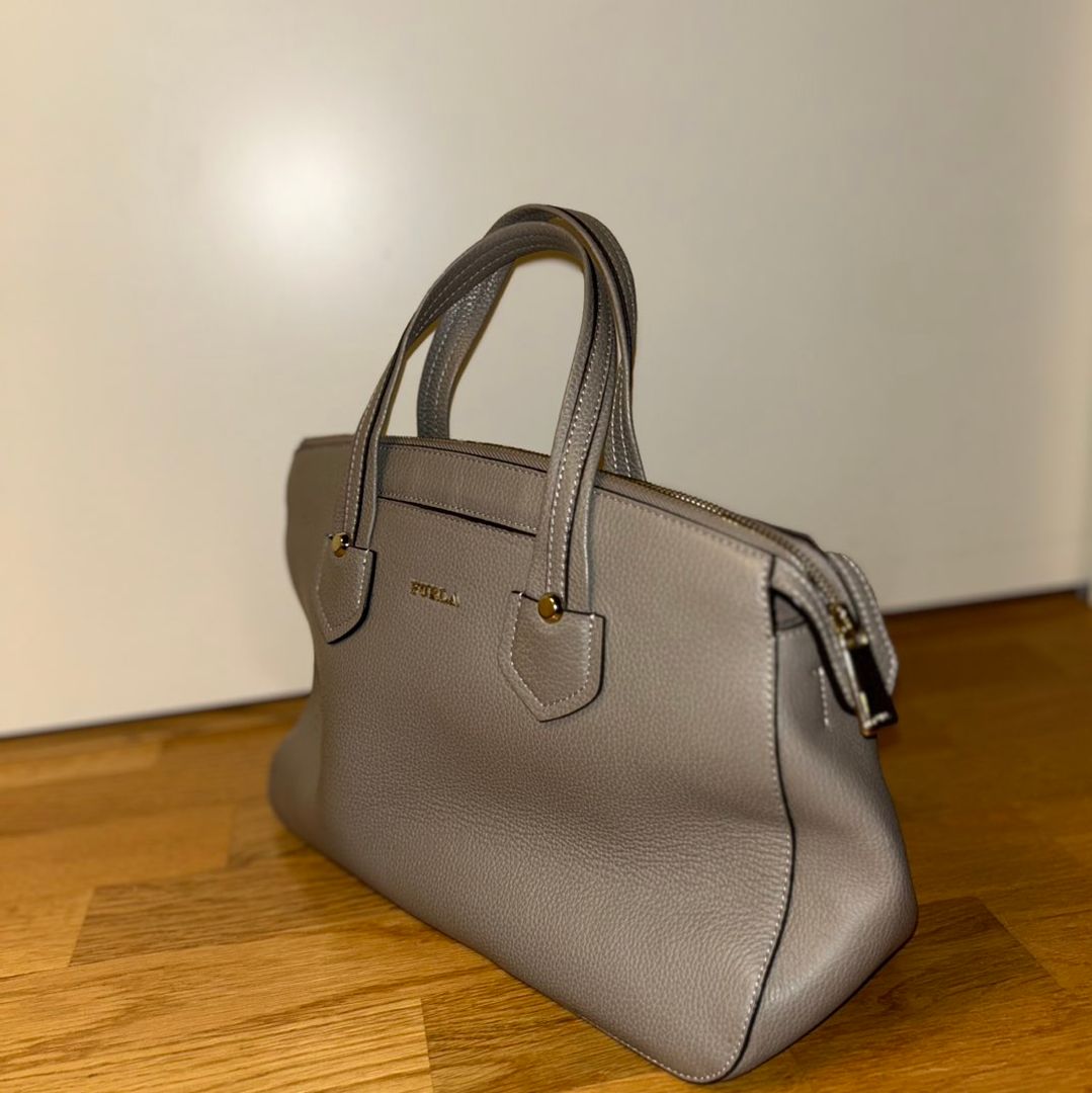 FURLA Giada