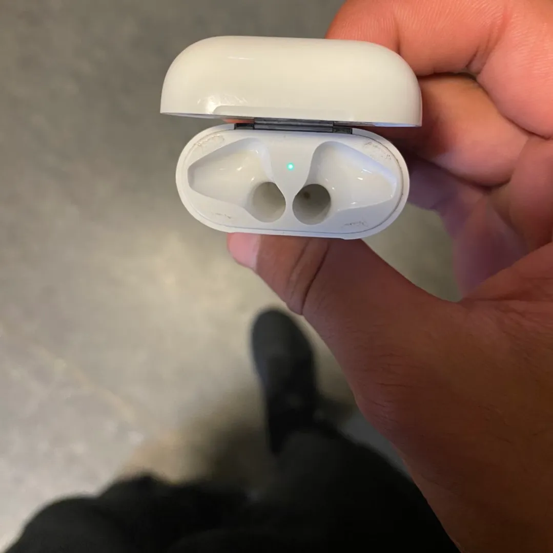 Airpods case