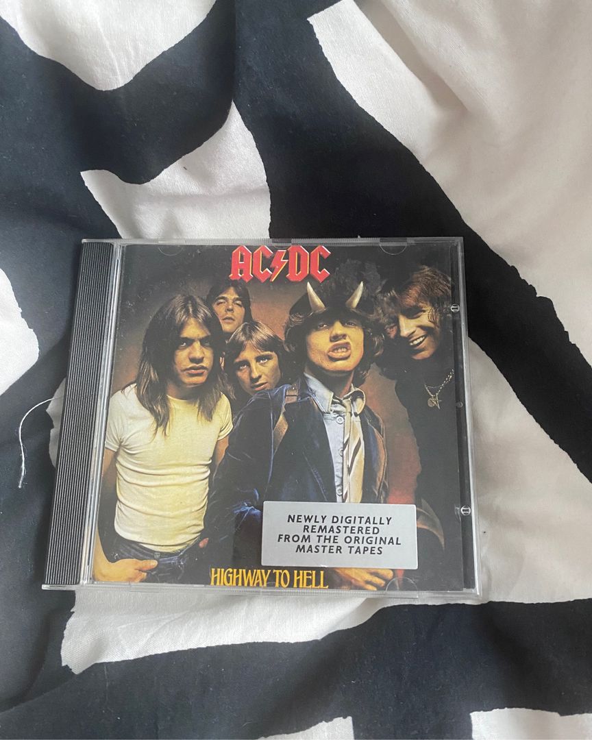 acdc cd-levy