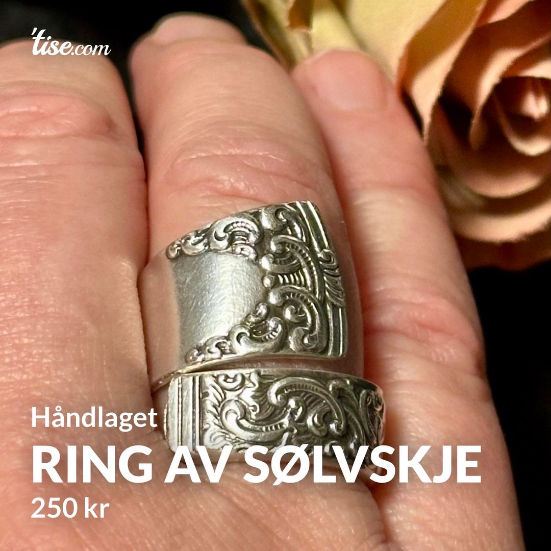 Ring av sølvskje