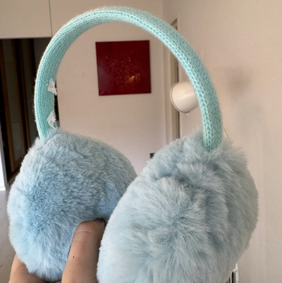 Earmuffs