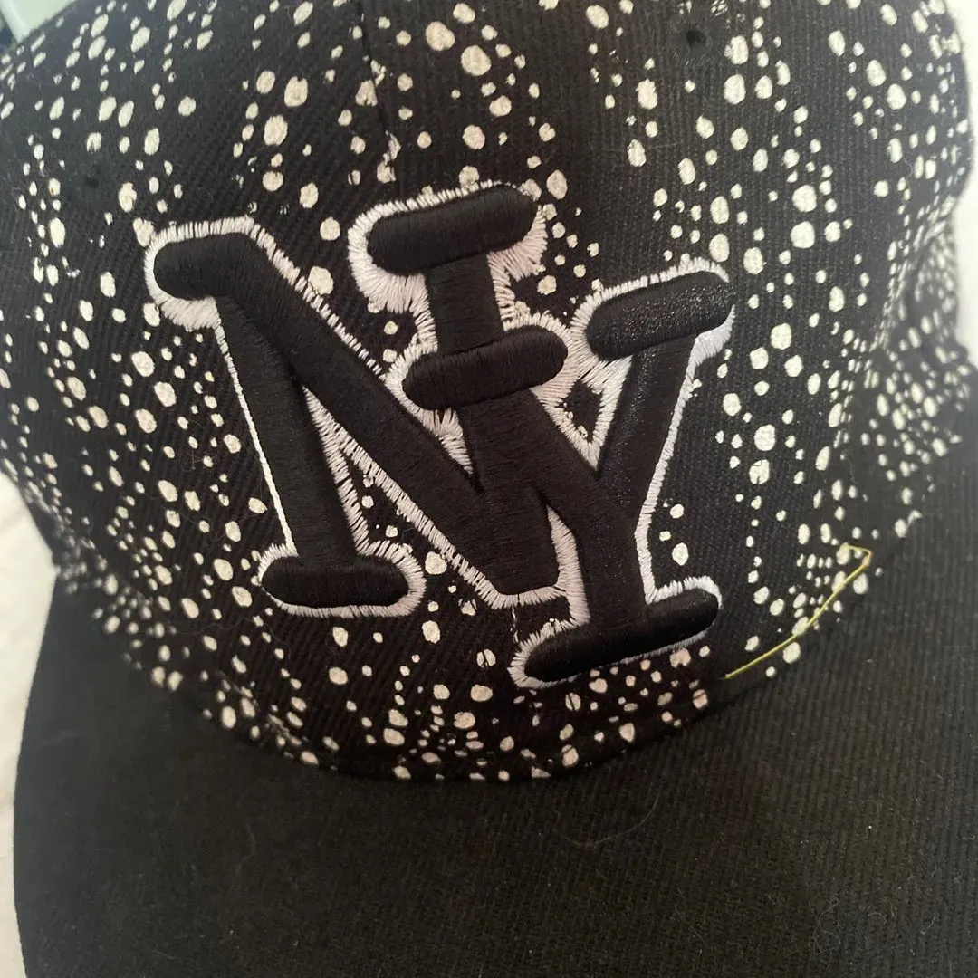 NY caps