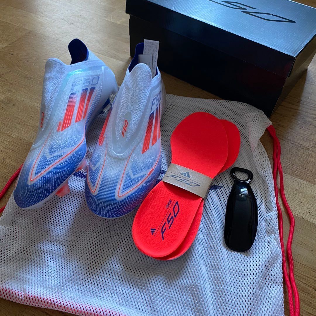 F50 Elite Laceless