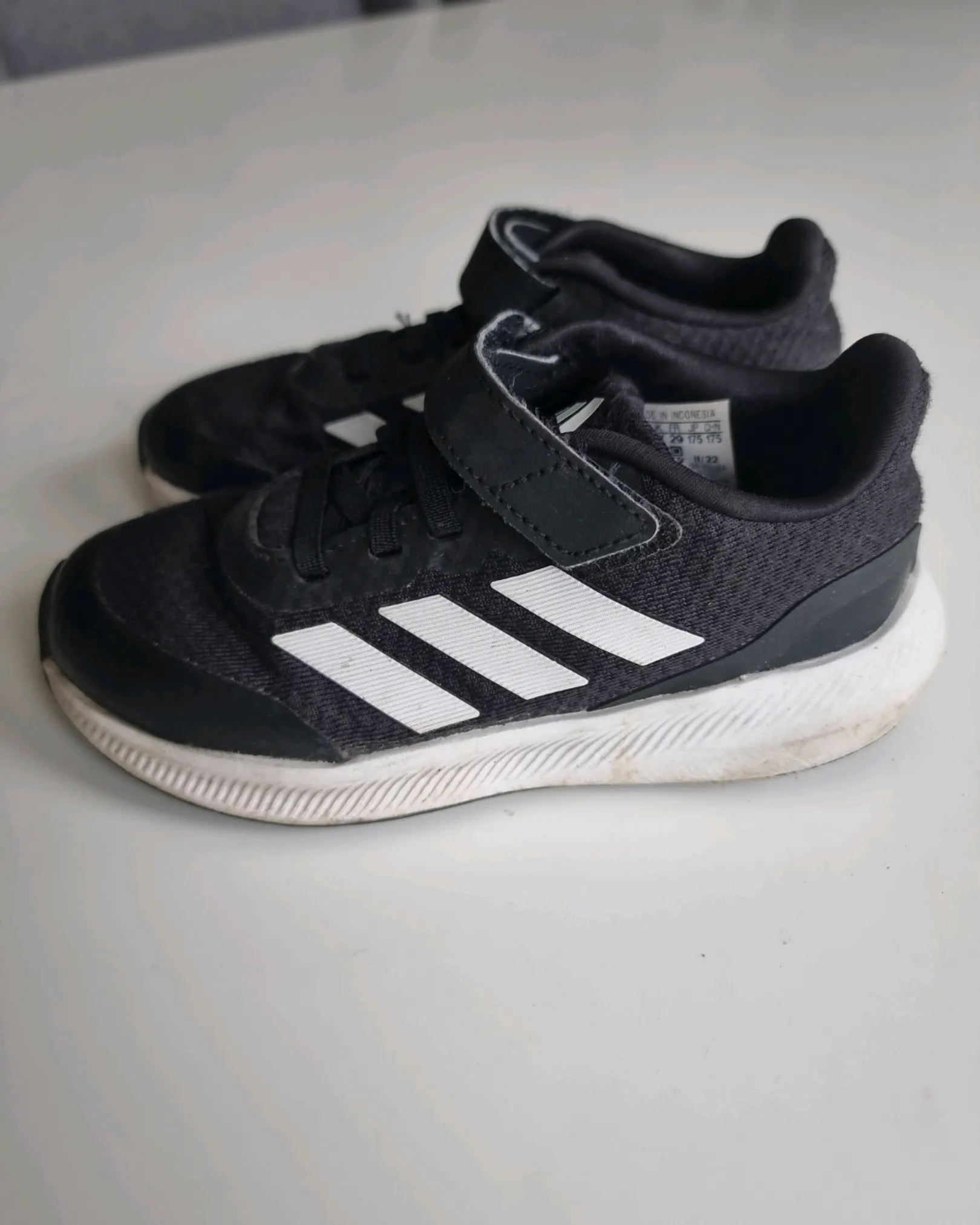 Adidas Joggesko