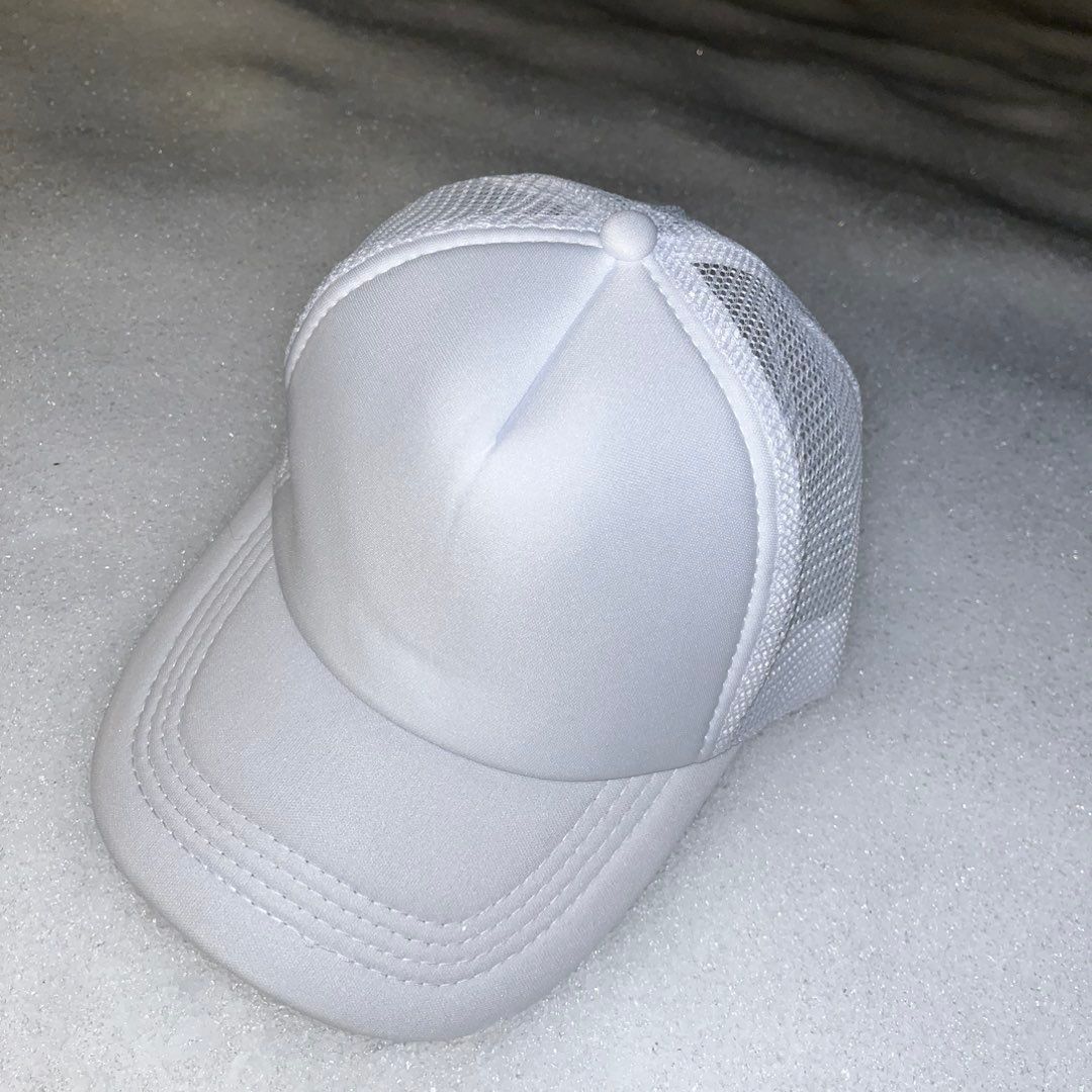 Hvite Trucker Caps