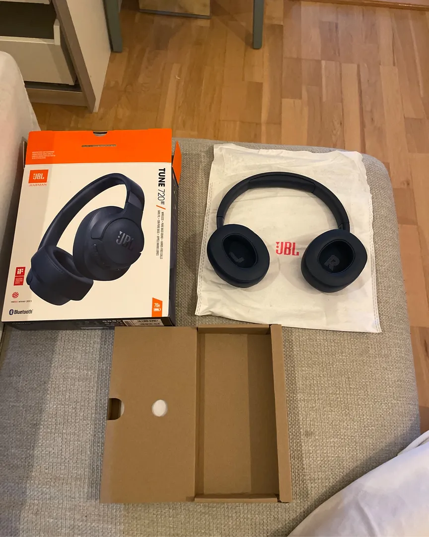 Jbl tune 720 headset