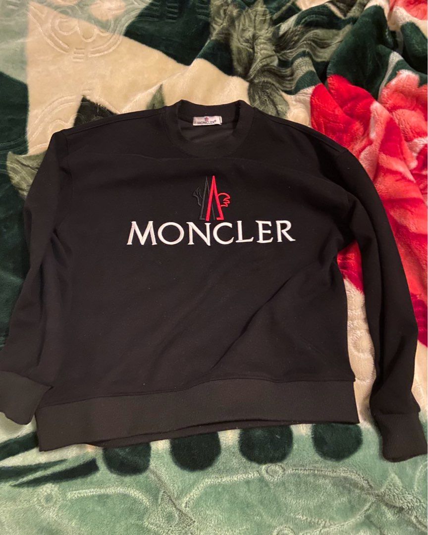 Moncler genser