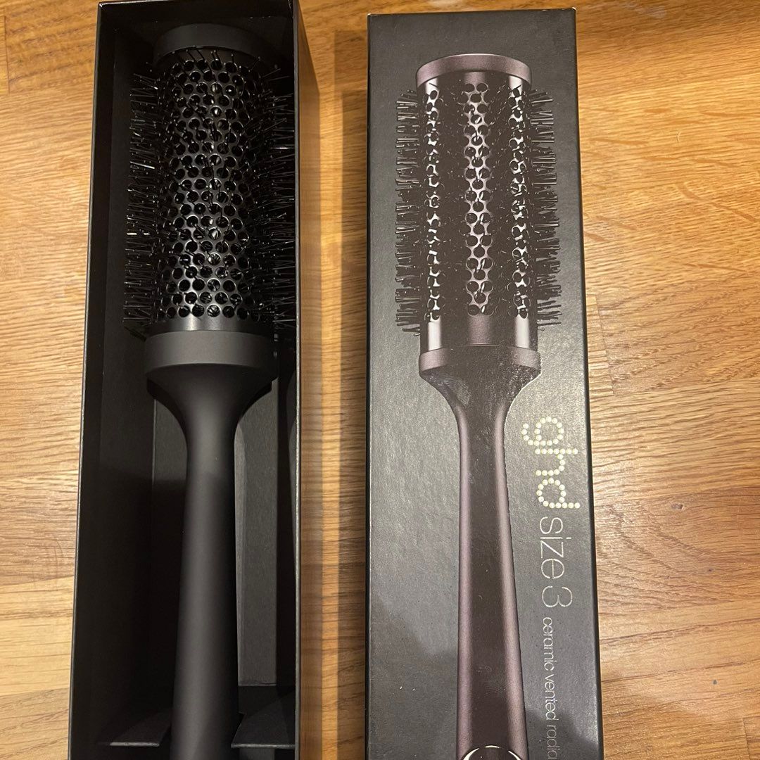 GHD Brush