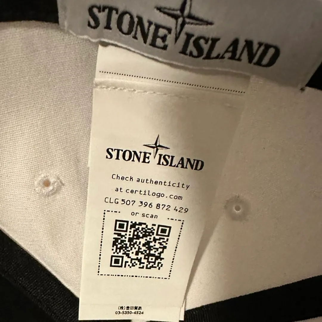 Stone island caps