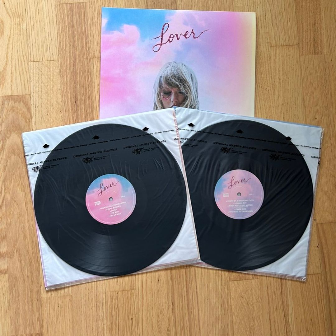 Sort Lover Vinyl