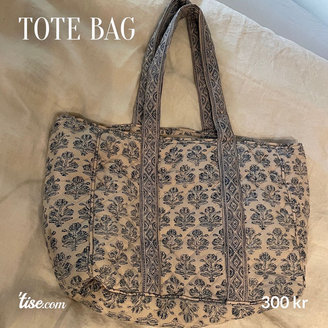 Tote bag