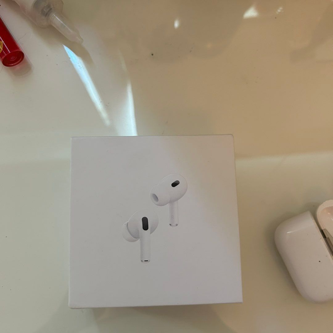 Airpods promax uåpna