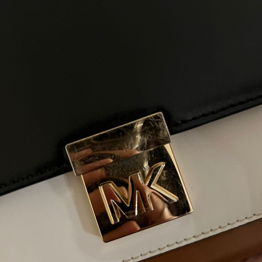 Michael Kors laukku