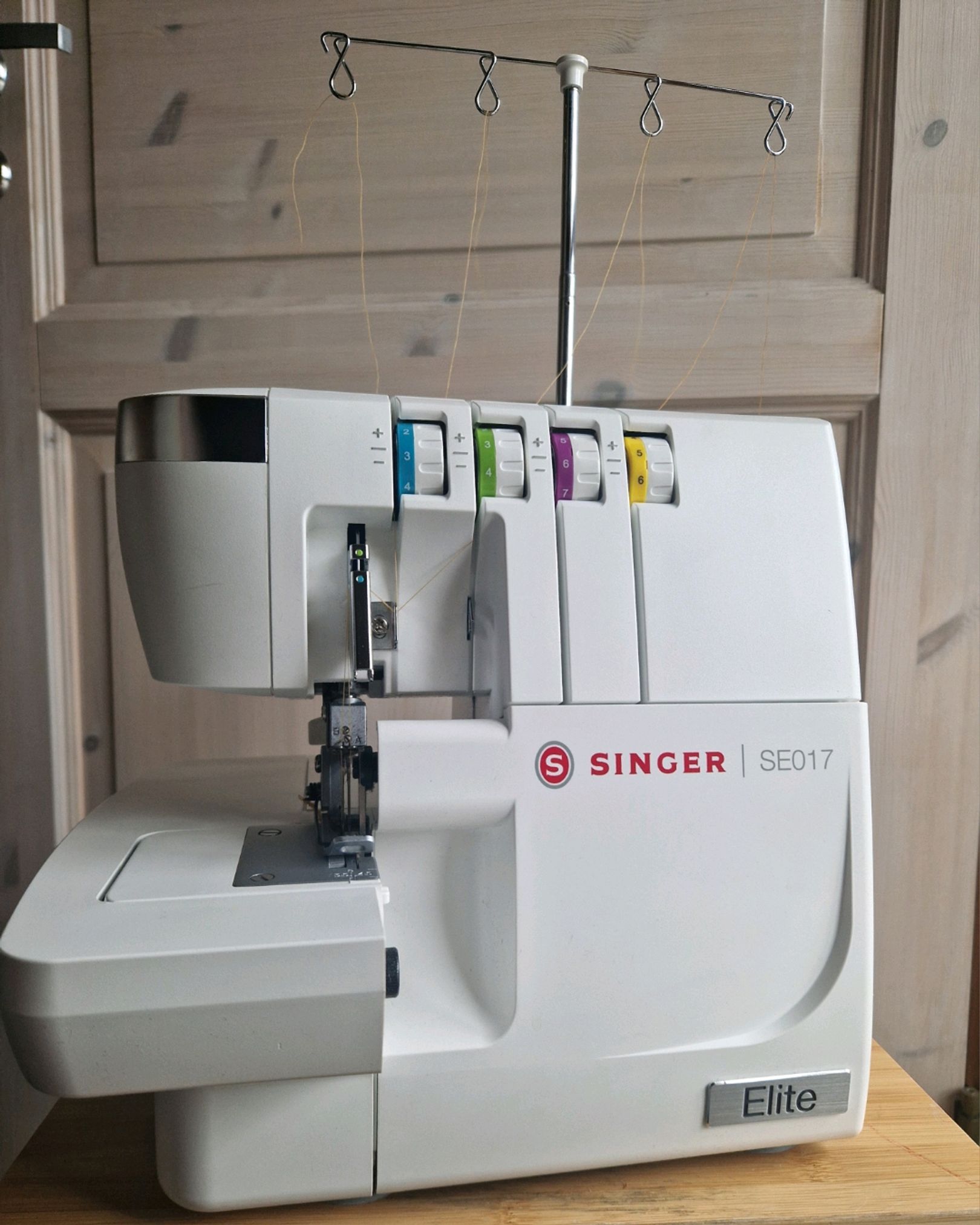 Singer Overlock