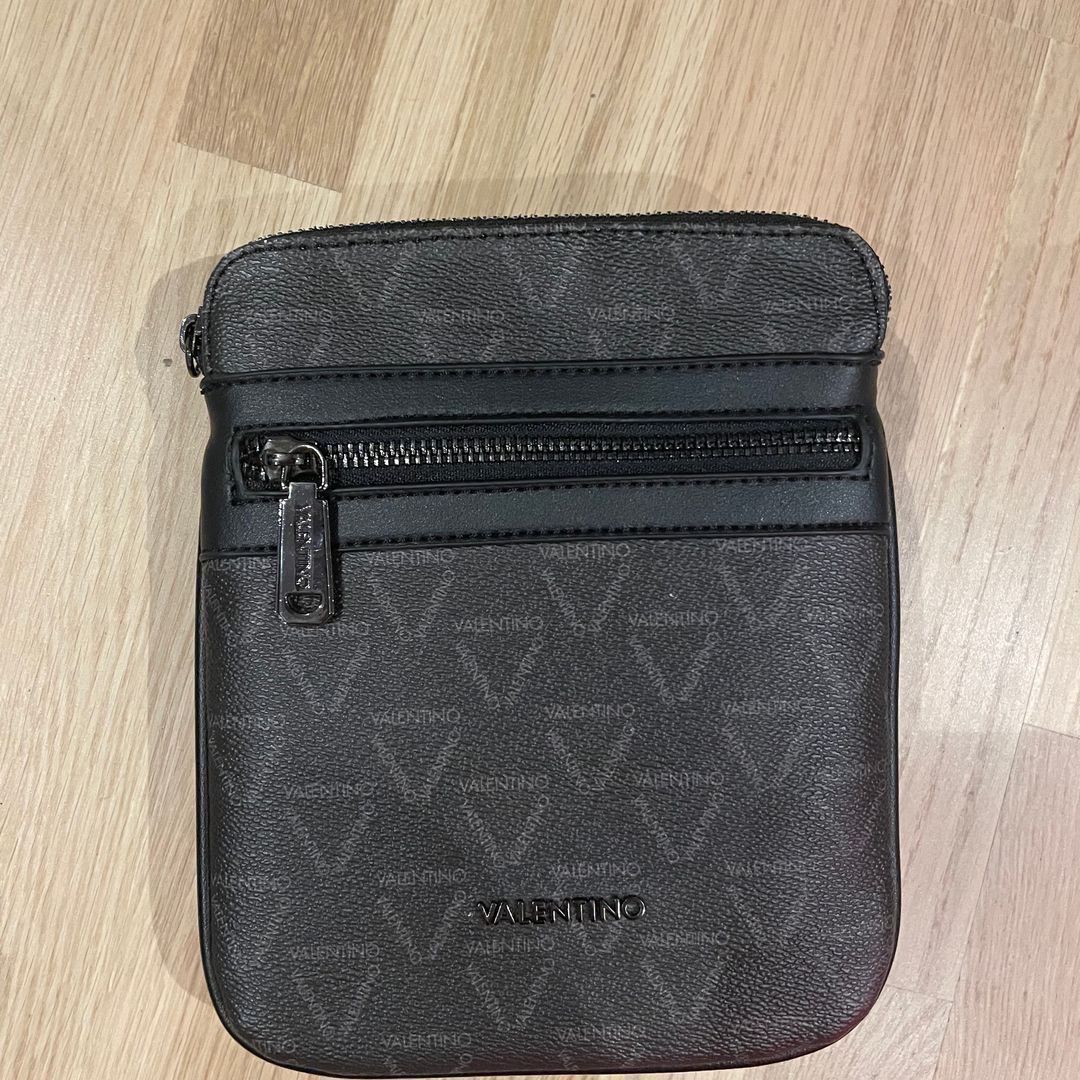 Valentino sidebag