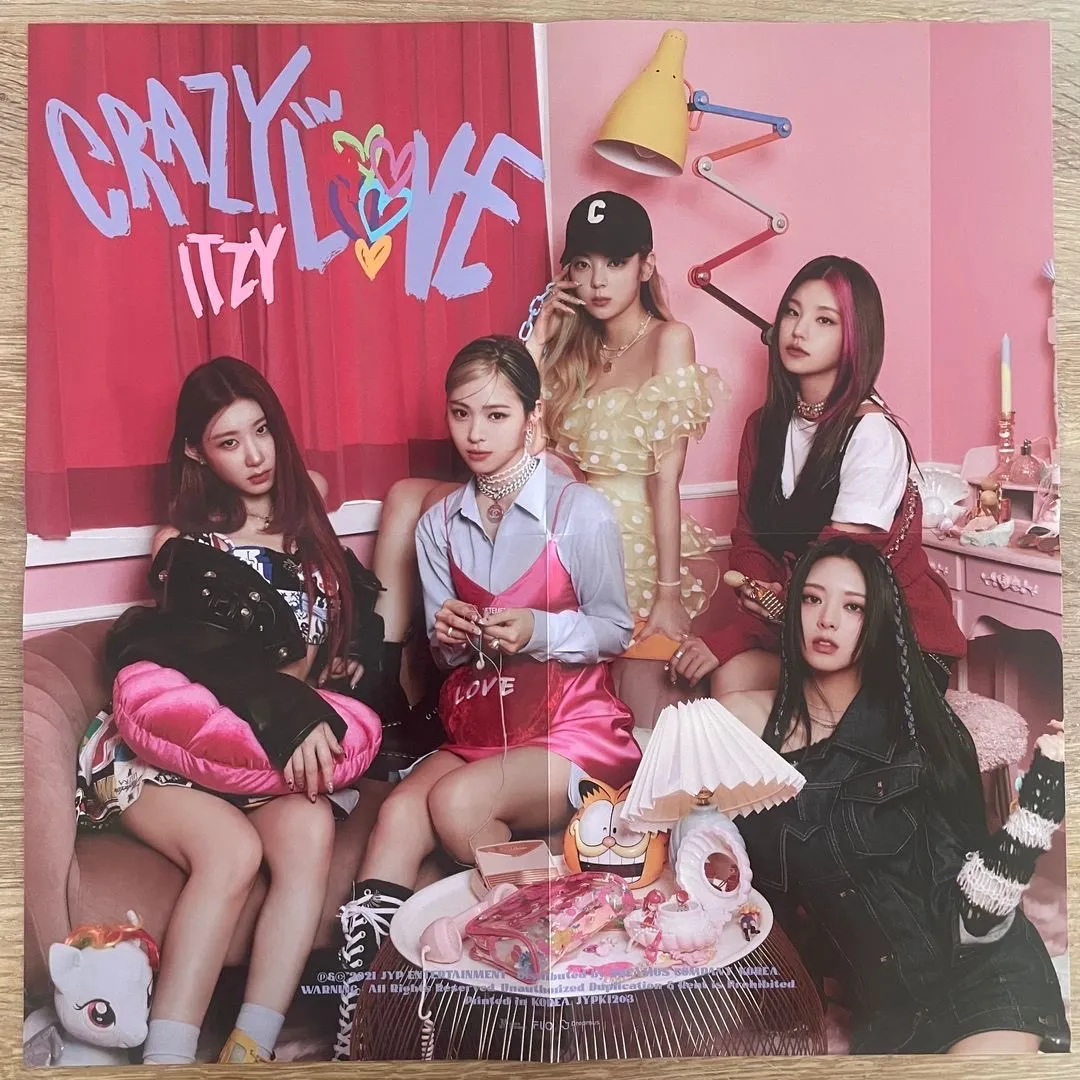 Itzy album