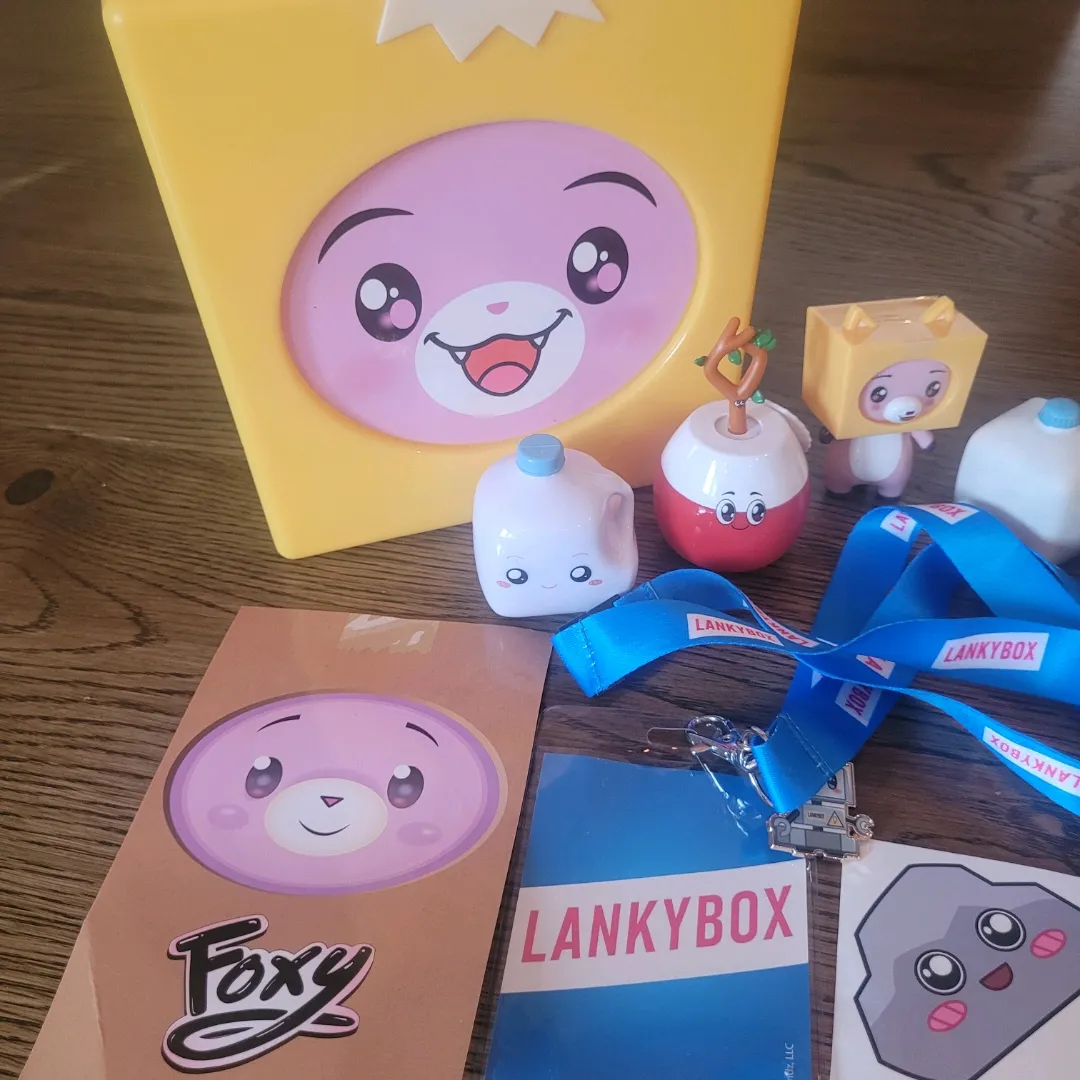 Lankybox mystery box