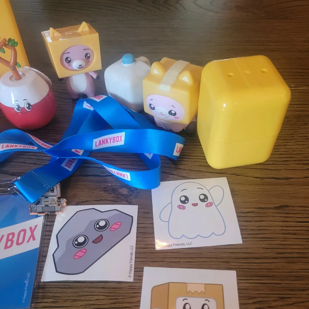 Lankybox mystery box