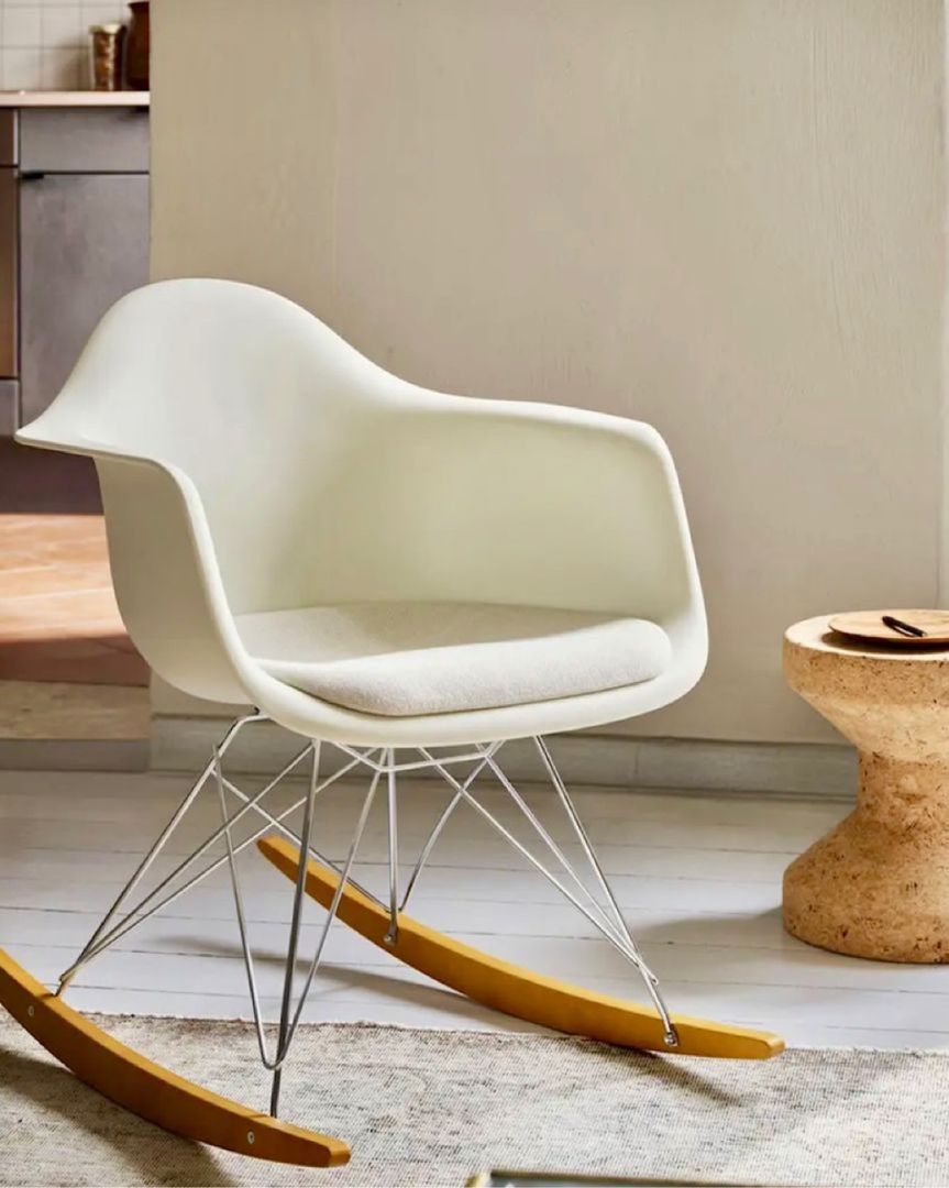 Vitra Eames