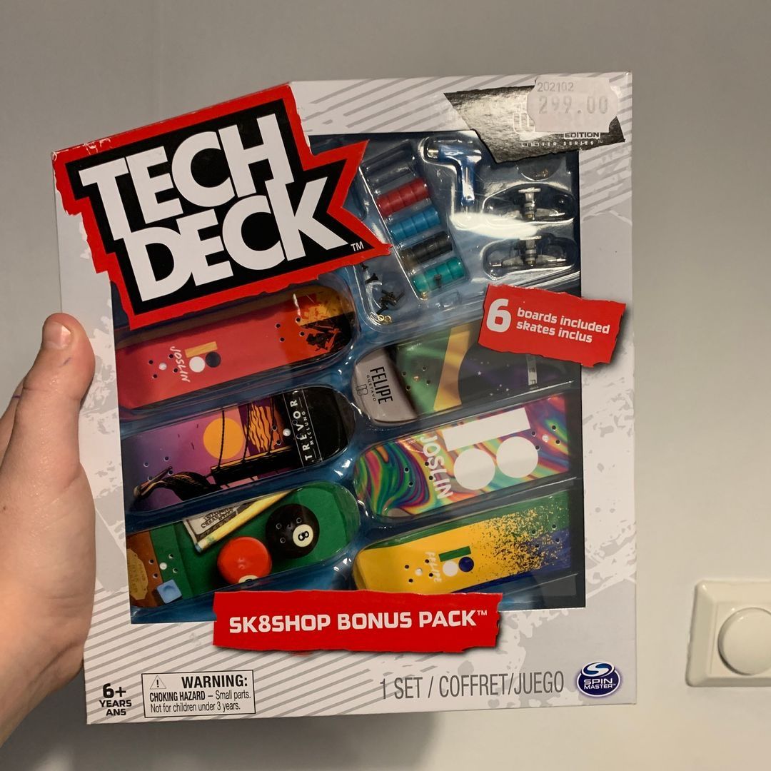 Tech deck