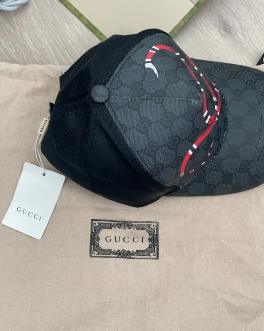 Gucci snake caps