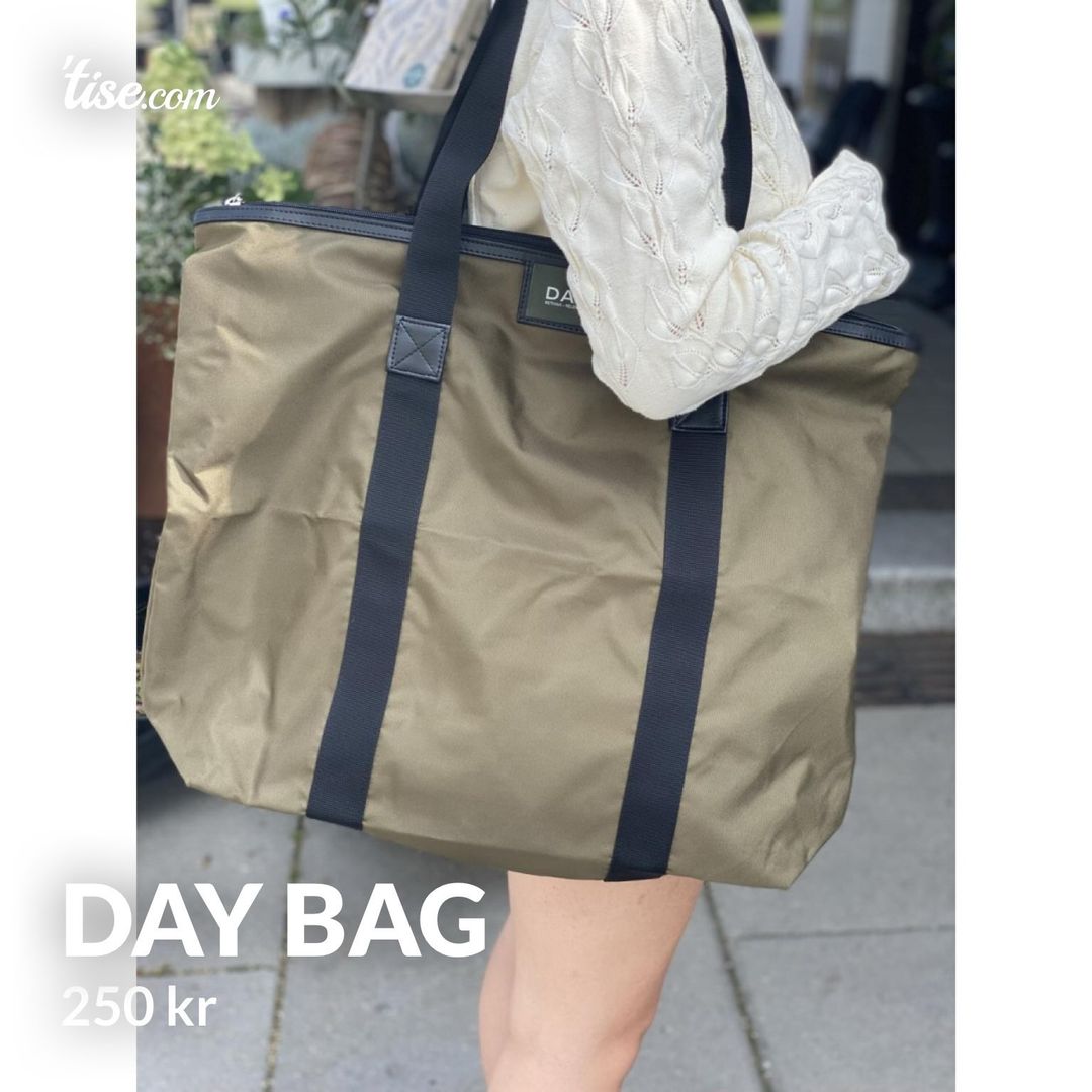 Day bag