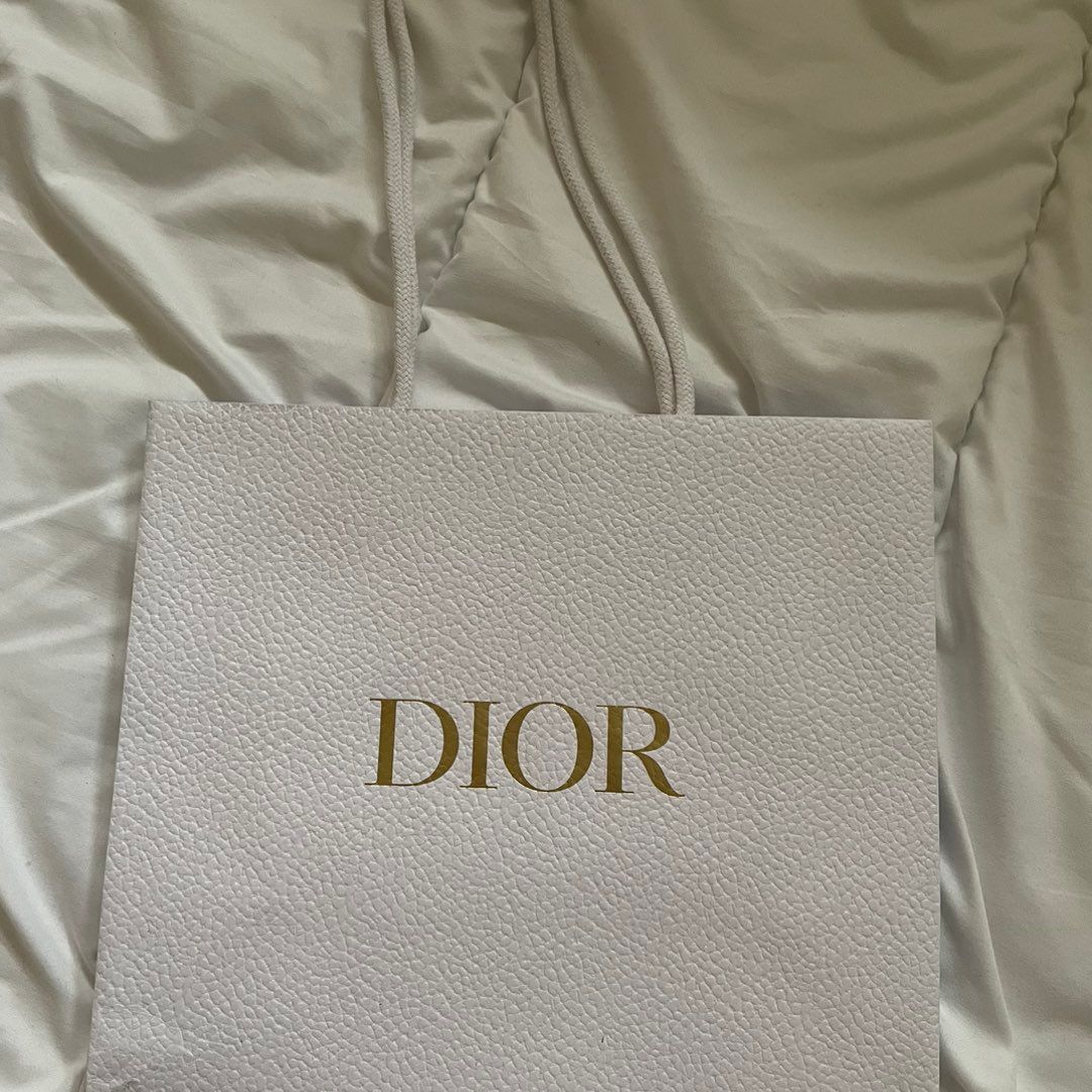 Dior lahjakassi