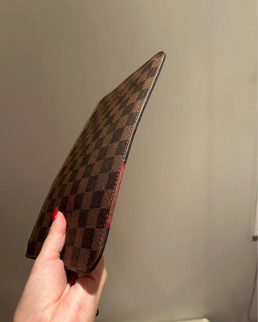 Neverfull clutch