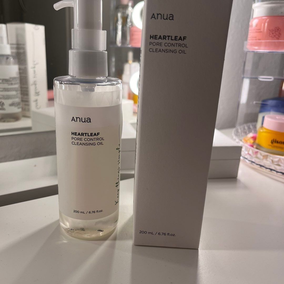 Anua cleansing oil