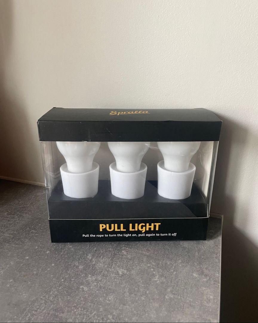 Pull light