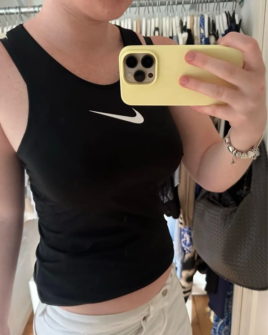 Nike top