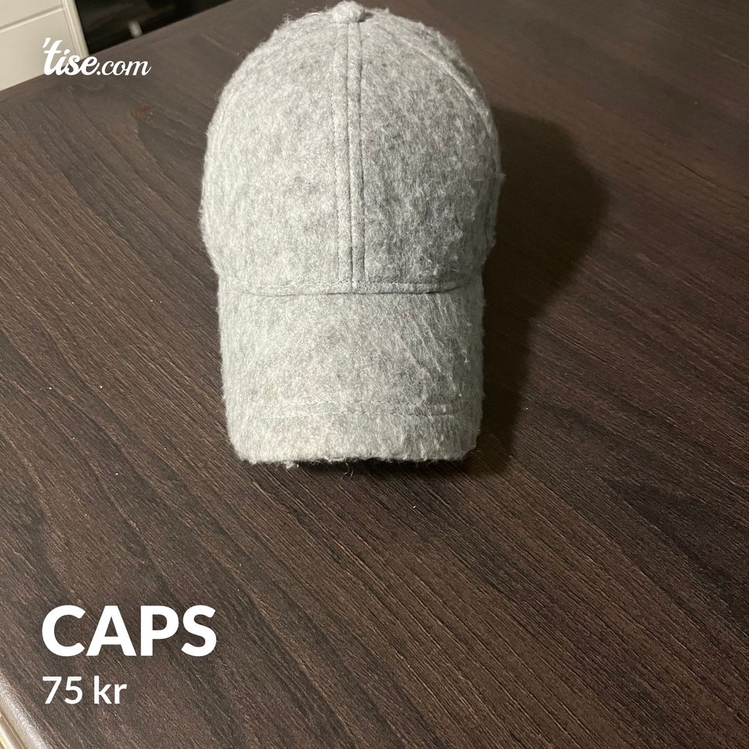 Caps