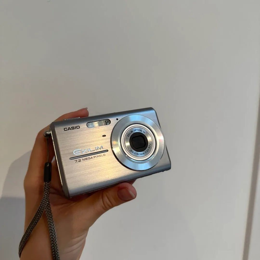 Casio Exilim Z75