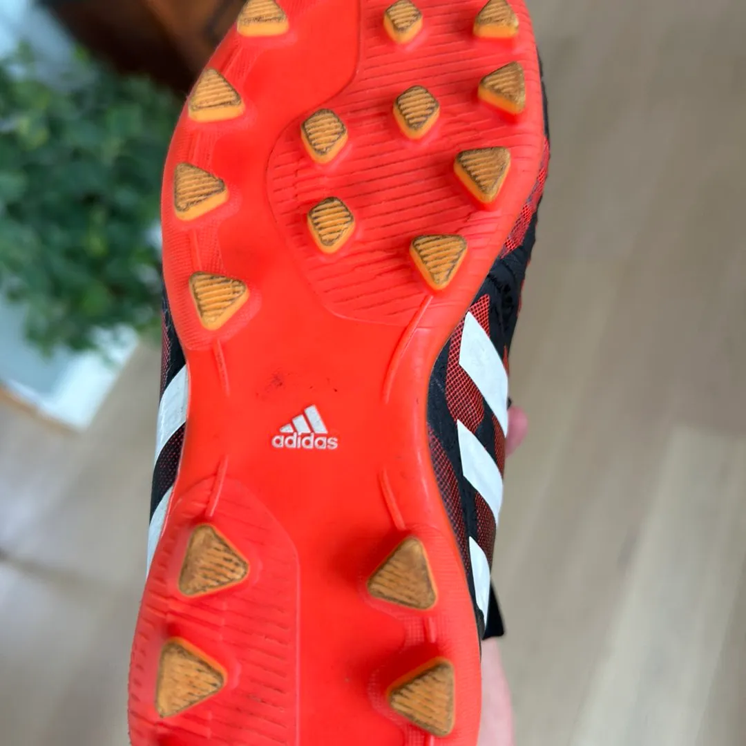 Adidas fotballsko