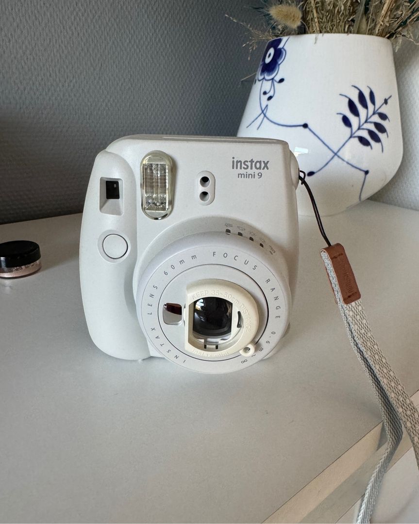 Instax polarid