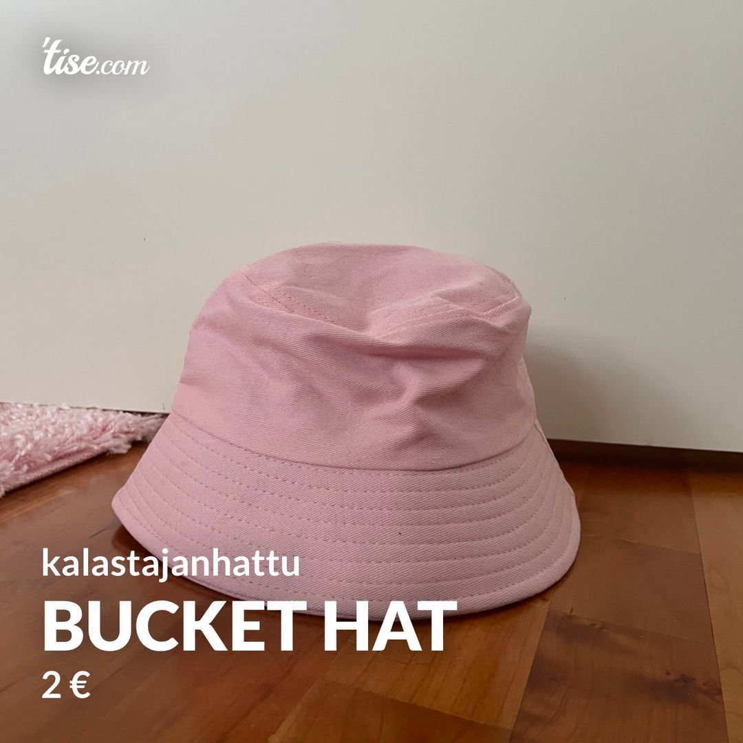 bucket hat