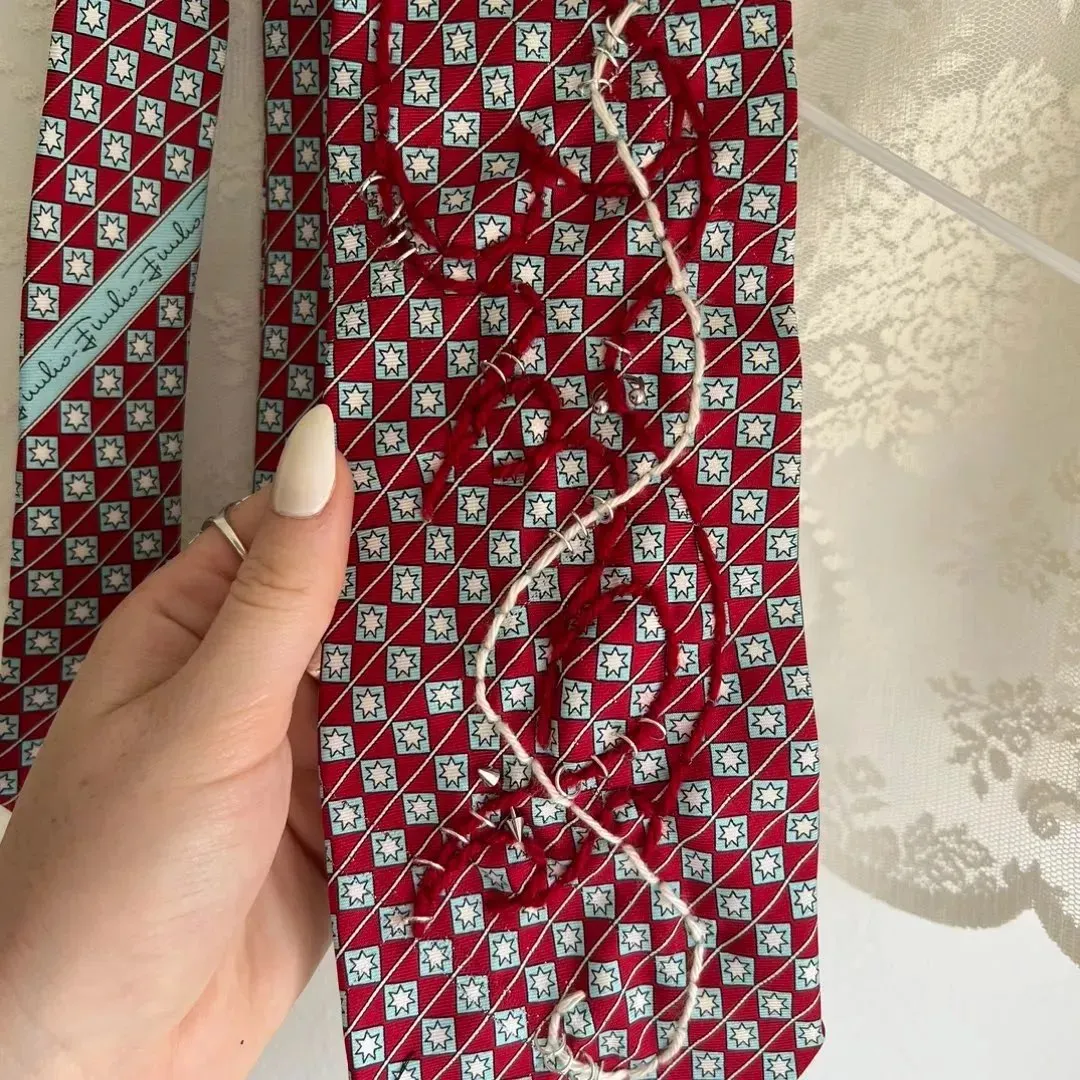 Hand-embroidered tie