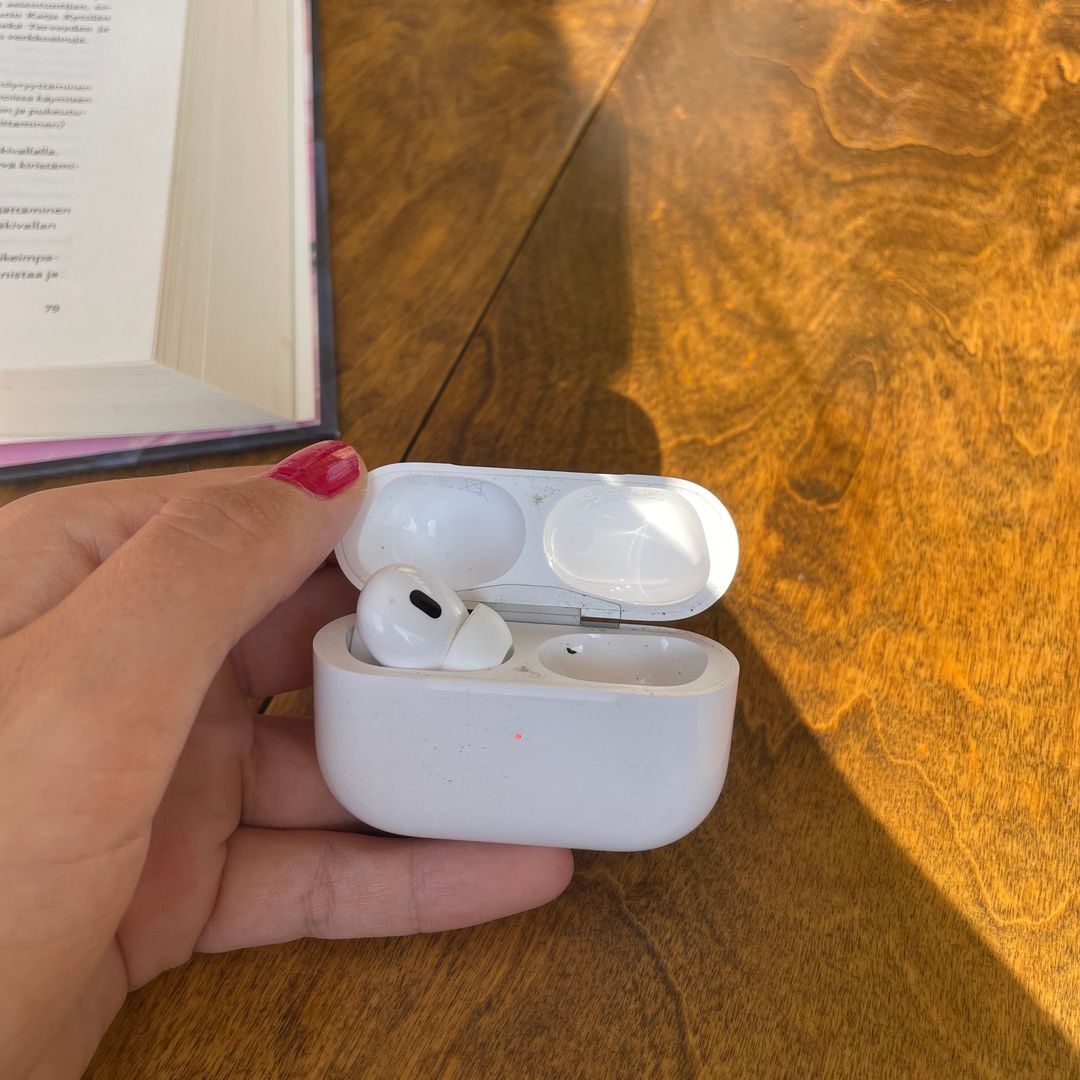 Apple airpods pro 2