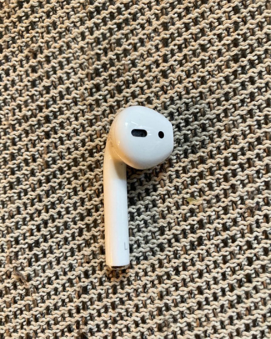 Airpods venstre